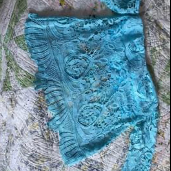 POWDER BLUE CROCHET TOP - Picture 4 of 5